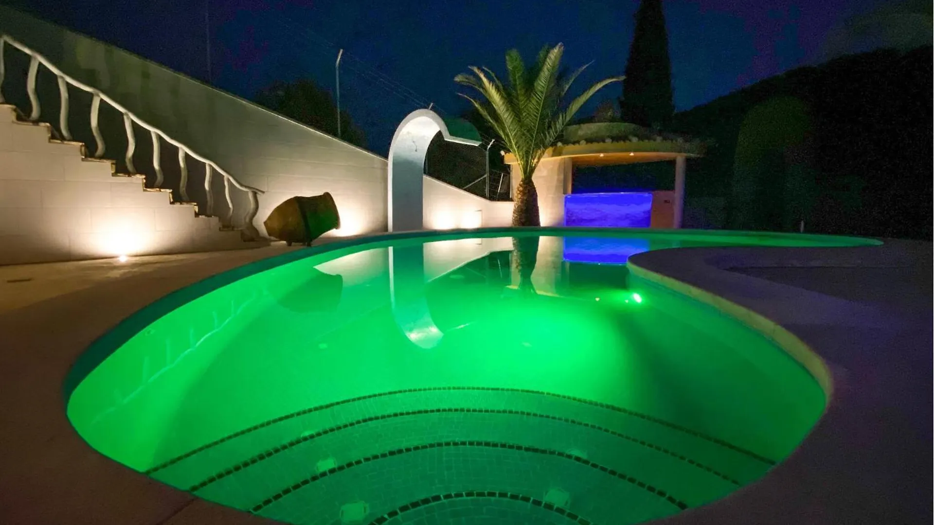 Amazing Home In Algarinejo 0*,