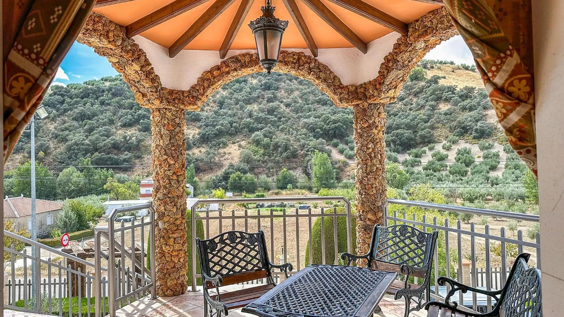 Holiday home Amazing Home In Algarinejo