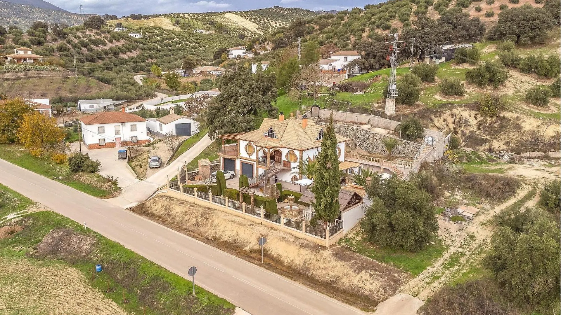 Amazing Home In Algarinejo 0*,